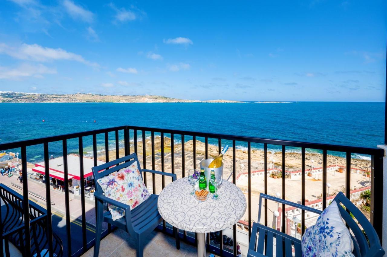 Islet Promenade Seafront Family Apartment With 2 Balconies By Getawaysmalta St. Paul's Bay Exterior foto