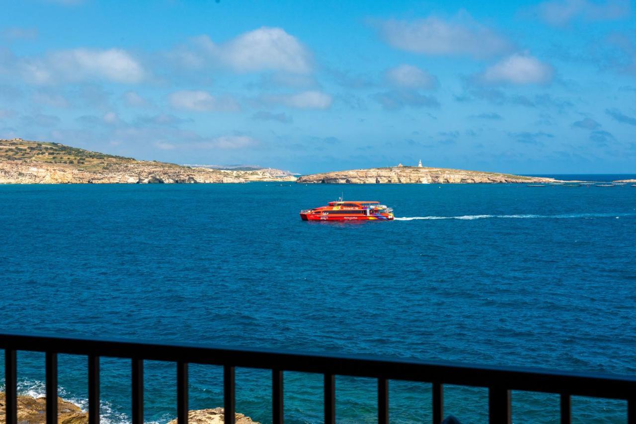 Islet Promenade Seafront Family Apartment With 2 Balconies By Getawaysmalta St. Paul's Bay Exterior foto